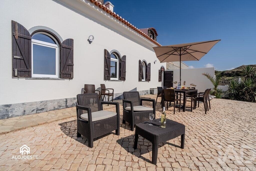 Townhouse in Sao Pedro da Cadeira, Lisbon, Portugal 4 - 16574219