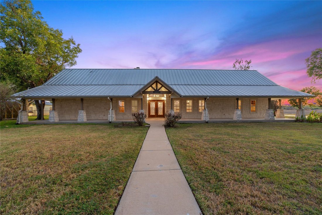 House in Taylor, Texas, United States 2 - 16573599