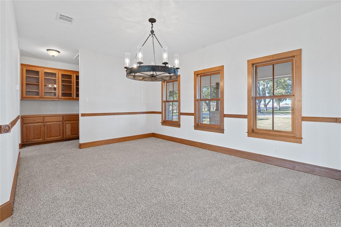 House in Taylor, Texas, United States 5 - 16573599