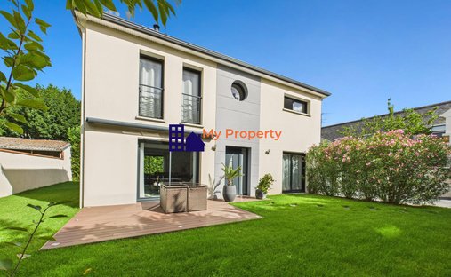 House in Centre Ville, Houilles, France 1
