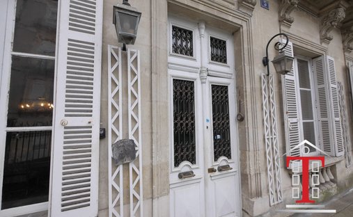 Castle for Sale in Écouflant, Pays de la Loire, France