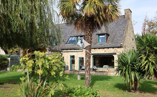 Villa in Dinan, Brittany, France 1