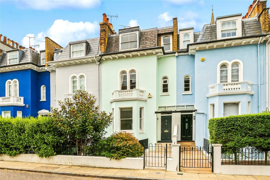 House in Hyde Park, Westminster, England 1 - 16576521
