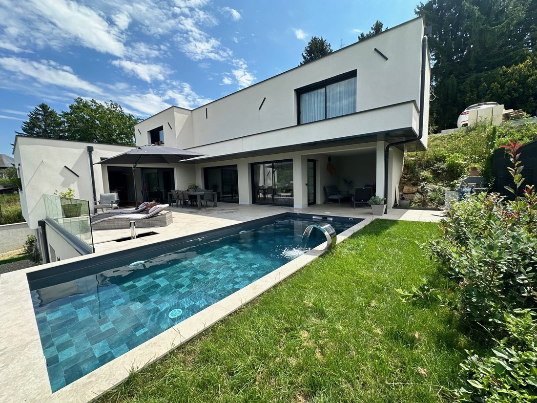 Villa in Viviers-du-Lac, Auvergne-Rhône-Alpes, France 1 - 16577821