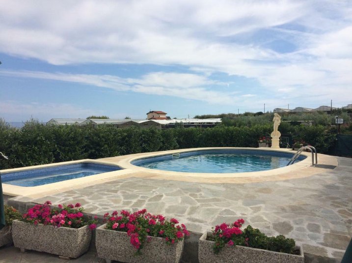 Villa in Taggia, Liguria, Italy 1 - 16575932