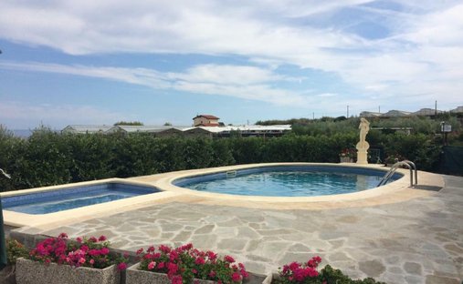 Villa a Taggia, Liguria, Italia 1