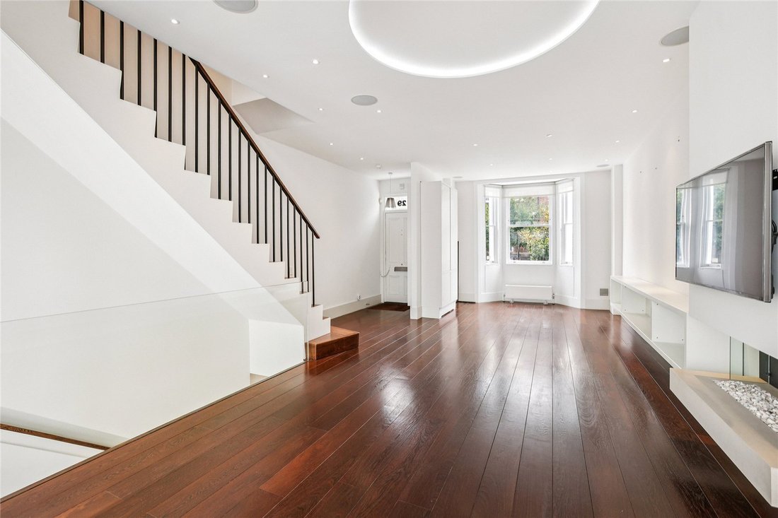 House in Hyde Park, Westminster, England 2 - 16576521