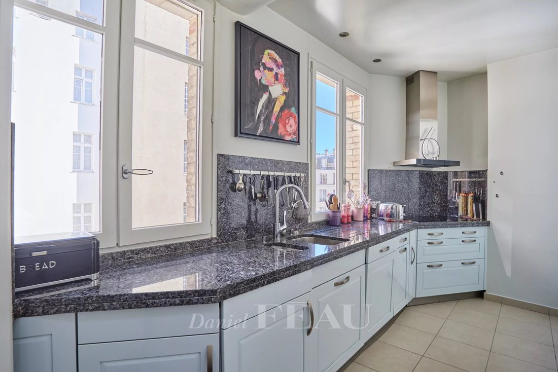 Apartment in Porte Dauphine, Paris 16e Arrondissement, Paris 5 - 16575431