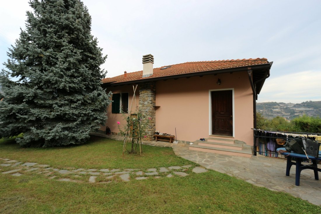 Villa in Taggia, Liguria, Italy 1 - 16575598