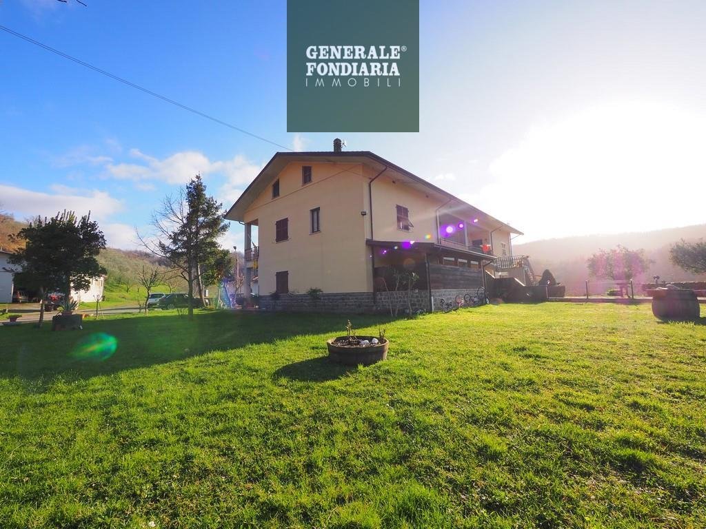 House in Fivizzano, Tuscany, Italy 1 - 16575617