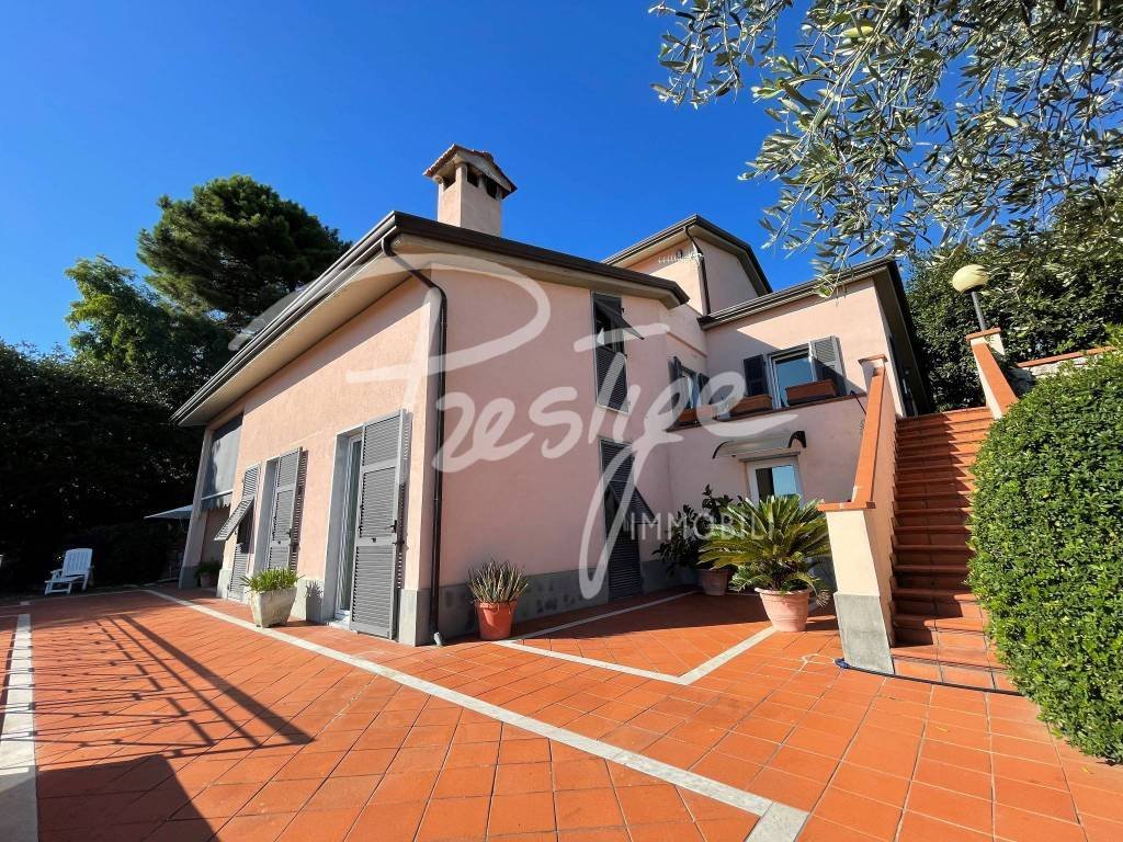 Villa in Italy 1 - 16577653