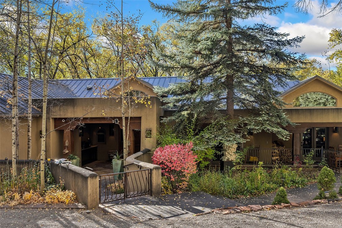House in Santa Fe, New Mexico, United States 4 - 16577456