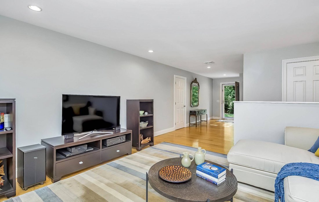 House in East Hampton, New York, United States 5 - 16575396