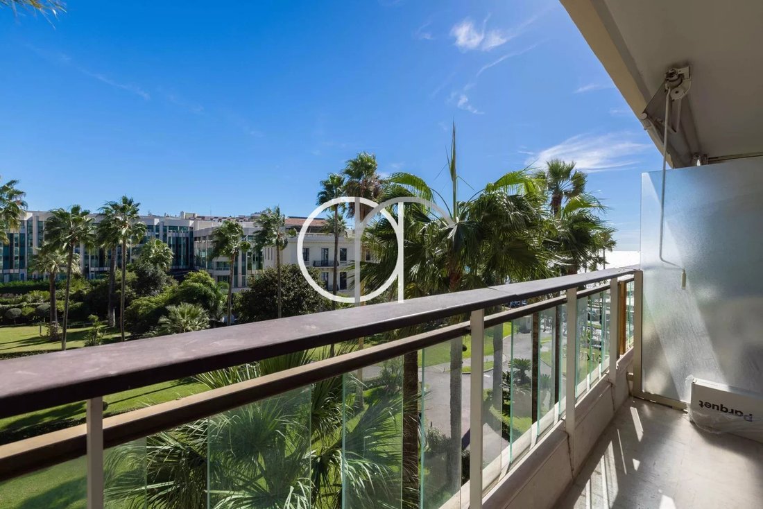 Apartment in Cannes, Provence-Alpes-Côte d'Azur, France 4 - 16576347
