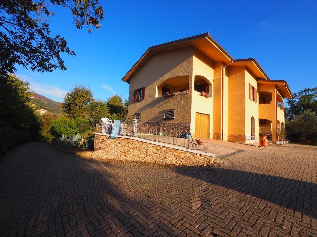 Villa in Ceparana, Liguria, Italy 2 - 16575892