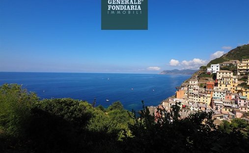 Castle for Sale in Riomaggiore, Liguria, Italy