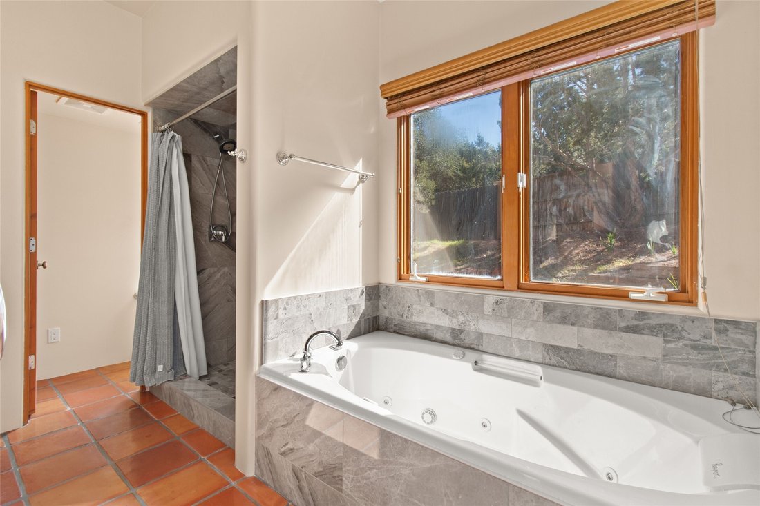 House in Santa Fe, New Mexico, United States 4 - 16575767