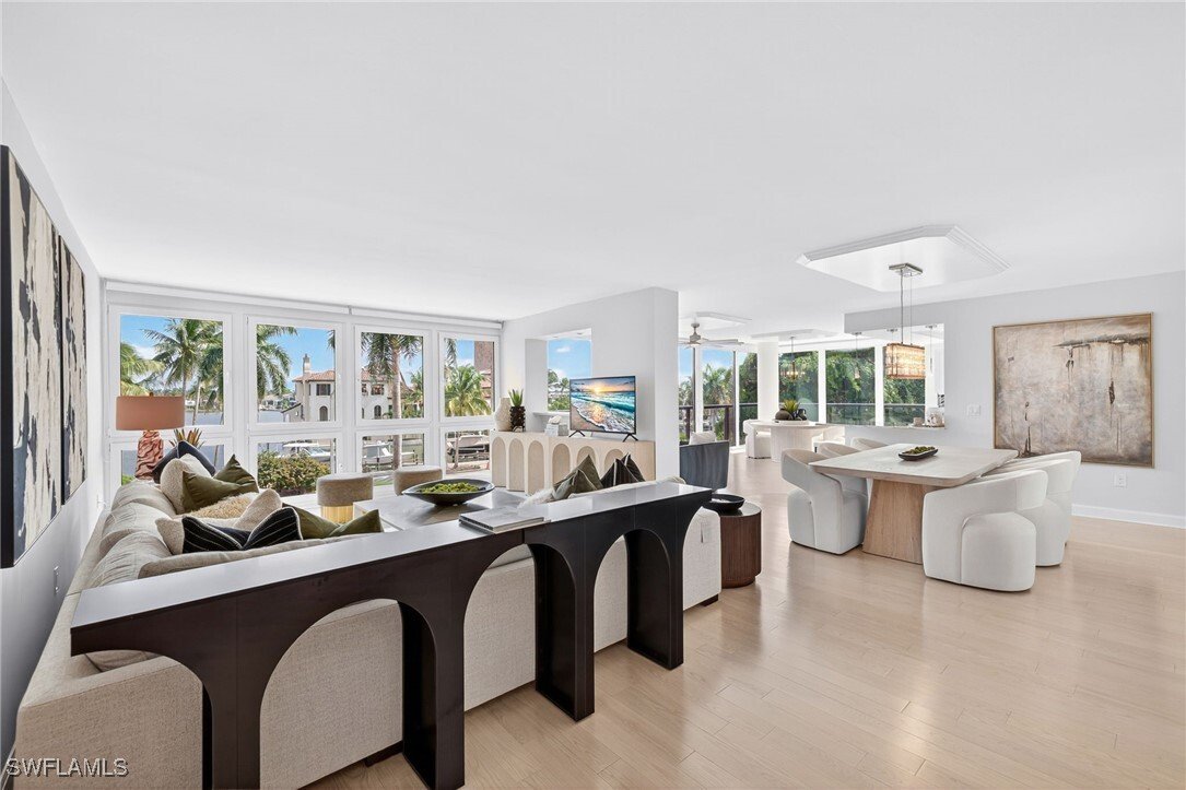 Condo in Naples, Florida, United States 1 - 16236253