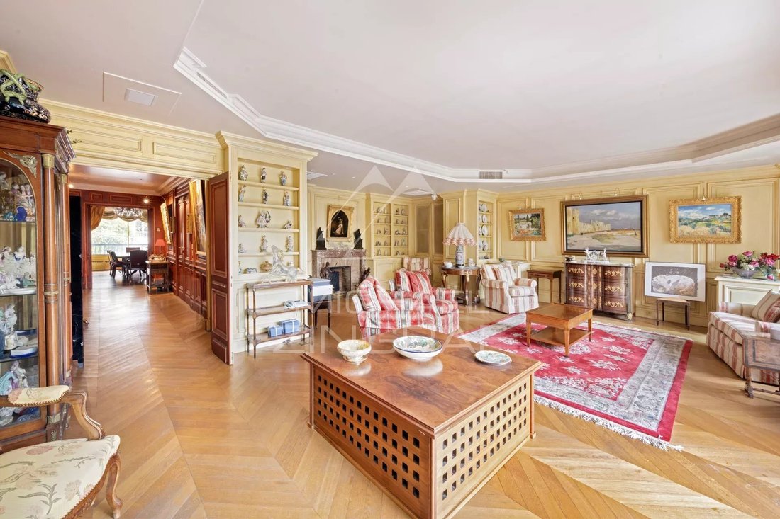 Apartment in Gros Caillou, Paris 7e Arrondissement, Paris 4 - 16576194