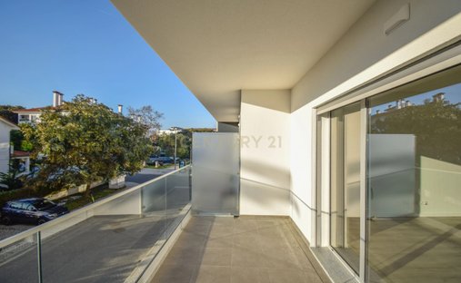 Apartment in Carcavelos e Parede, Lisbon, Portugal 1