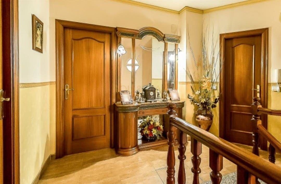 Chalet in Linares, Andalusia, Spain 1 - 16575098