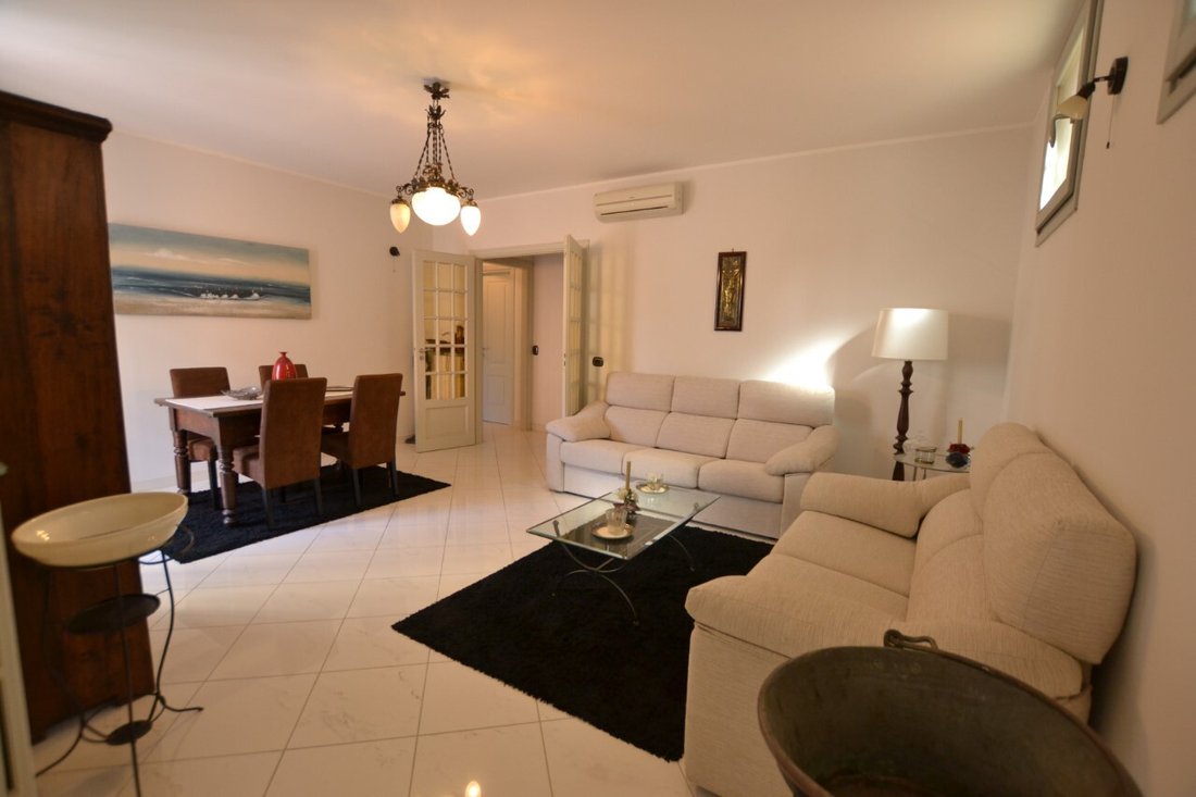Apartment in Sasso di Bordighera, Bordighera, Liguria 1 - 16576082