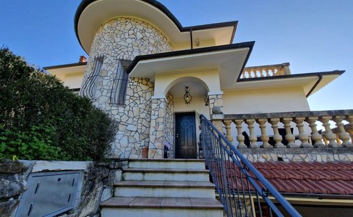 Maison à Vallecrosia, Ligurie, Italie 1