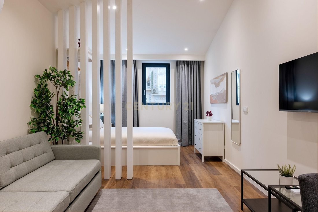 Apartment in Cedofeita, Santo Ildefonso, Se, Miragaia, Sao Nicolau e Vitoria, Porto District, Portugal 5 - 16578287