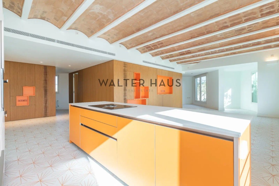 Apartment in Eixample, Barcelona, Spain 2 - 12973918
