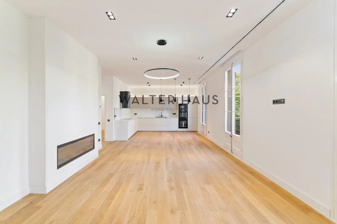 Apartment in Eixample, Barcelona, Spain 4 - 15872073