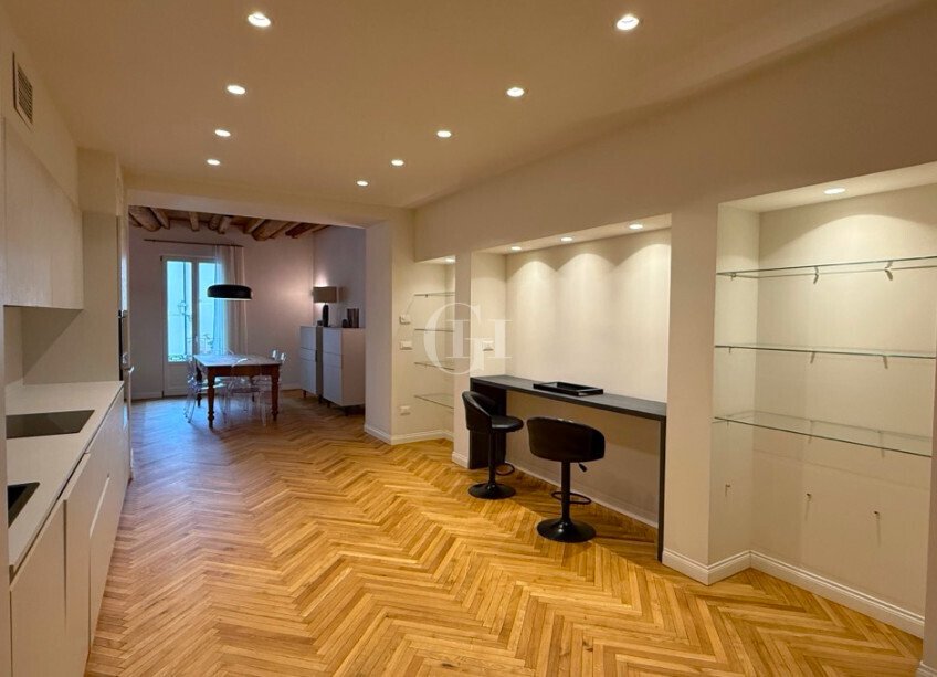 Apartment in Historic Center, Desenzano del Garda, Lombardy 2 - 16579713