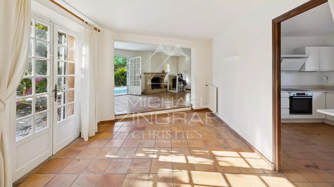 House in Le Grand Duc-Minelle, Mandelieu-la-Napoule, France 3 - 16575478