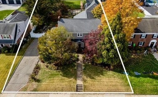 House in Mineola, New York, United States 1