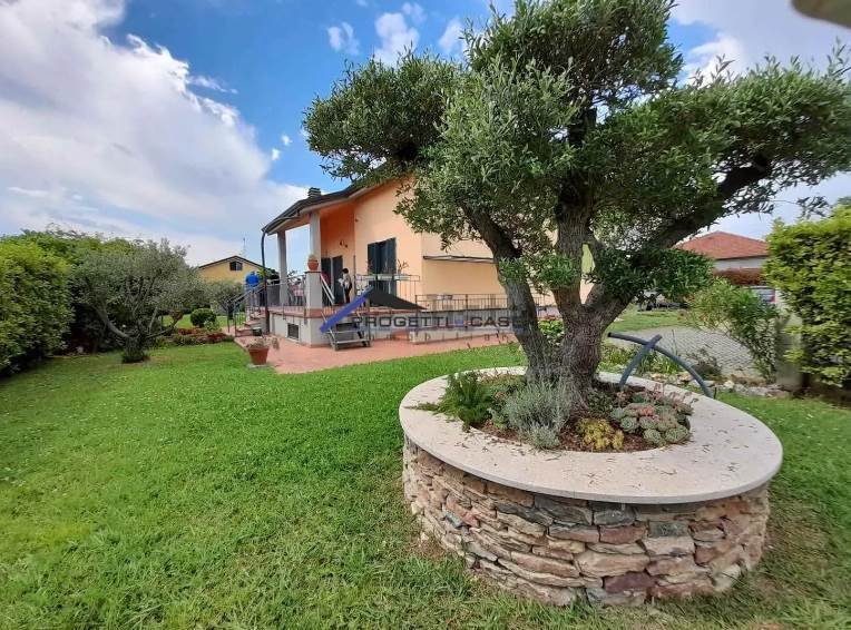 House in Center, Sarzana, Liguria 2 - 16575882