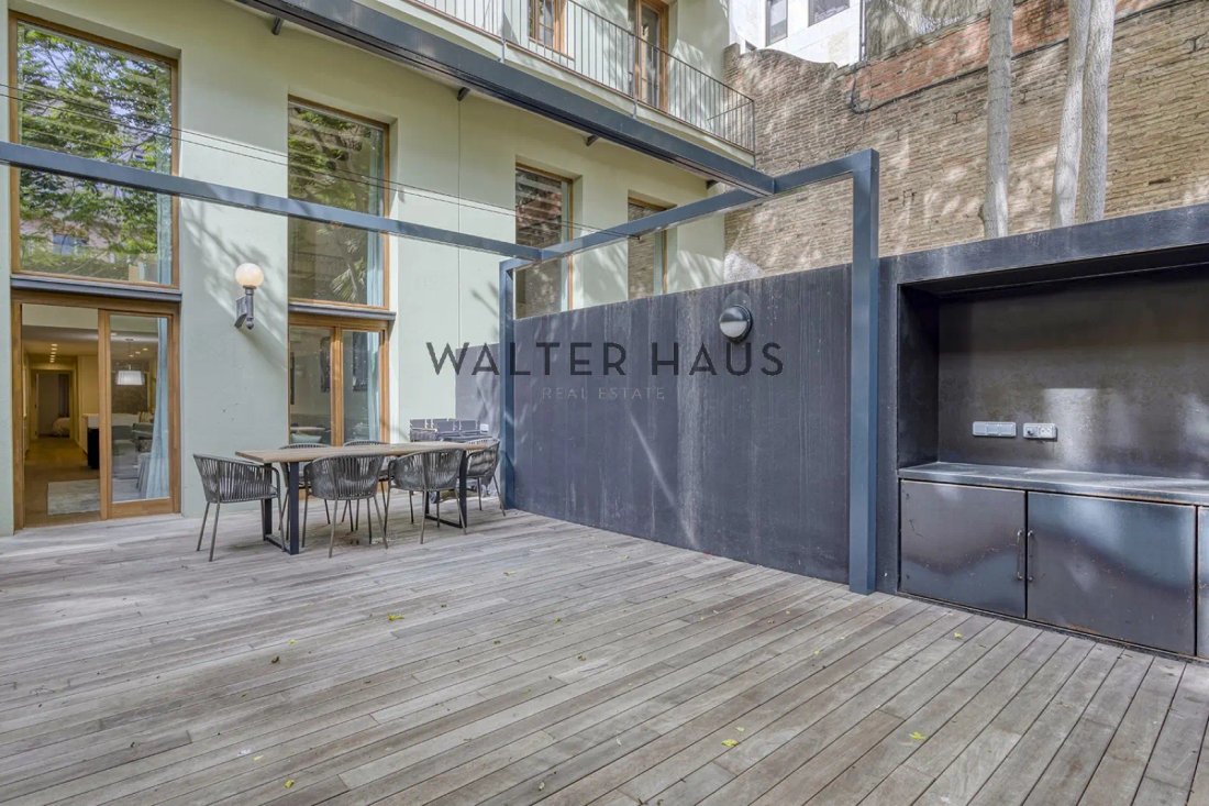 Apartment in Eixample, Barcelona, Spain 2 - 12853337