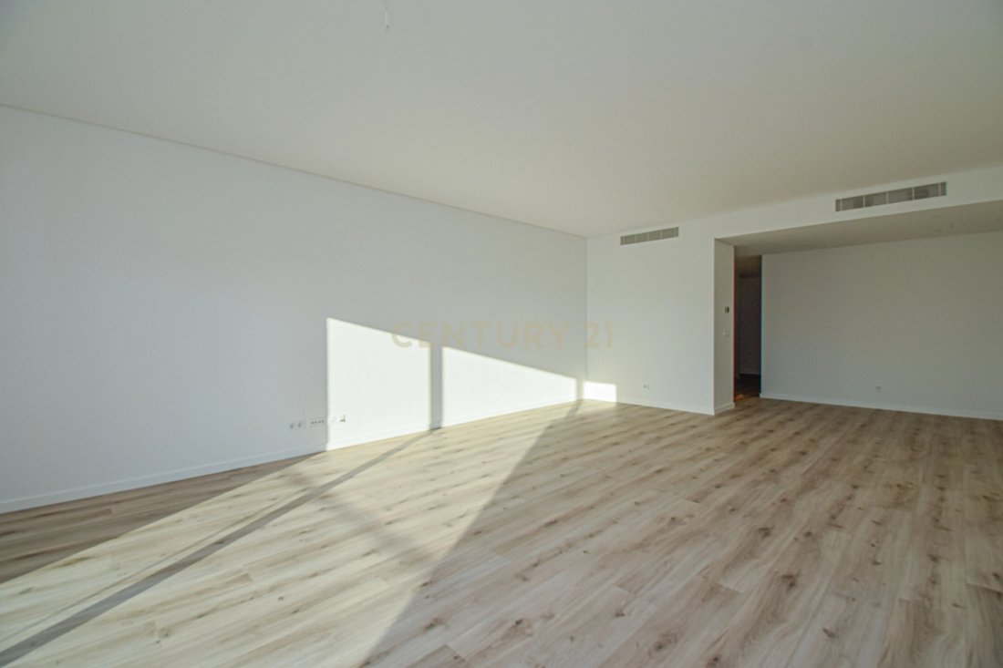 Apartment in Carcavelos e Parede, Lisbon, Portugal 5 - 16576628