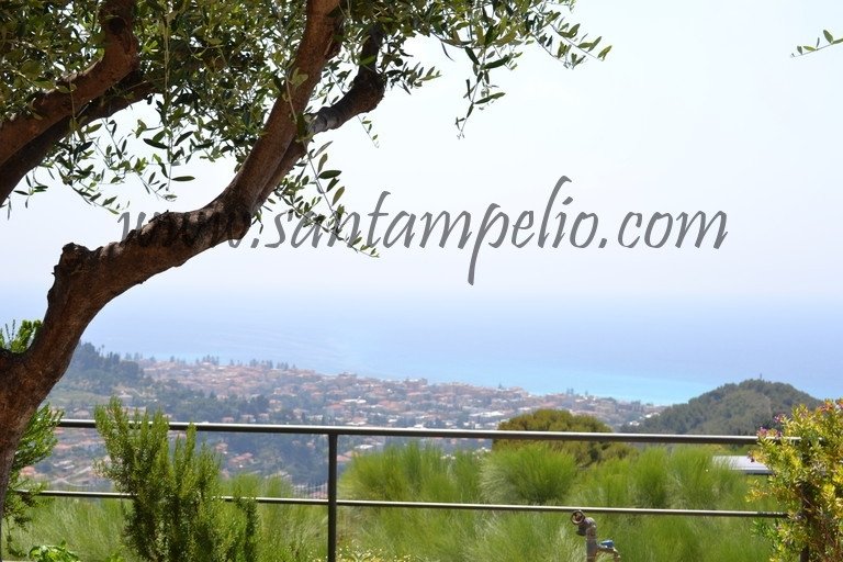 Villa in Vallecrosia, Liguria, Italy 4 - 16575811