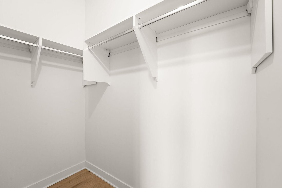 Condo in Montreal, Quebec, Canada 2 - 16579585
