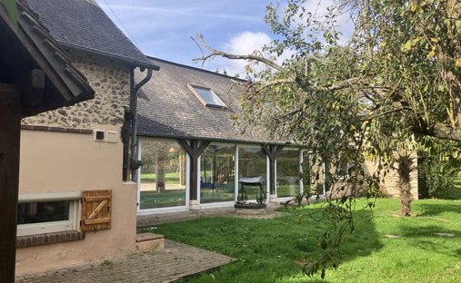 For Sale Dpt Eure (27) Near Pacy Sur Eure Moulin 353 M2 With Swimming Pool On Land Of 5542 M2 On The