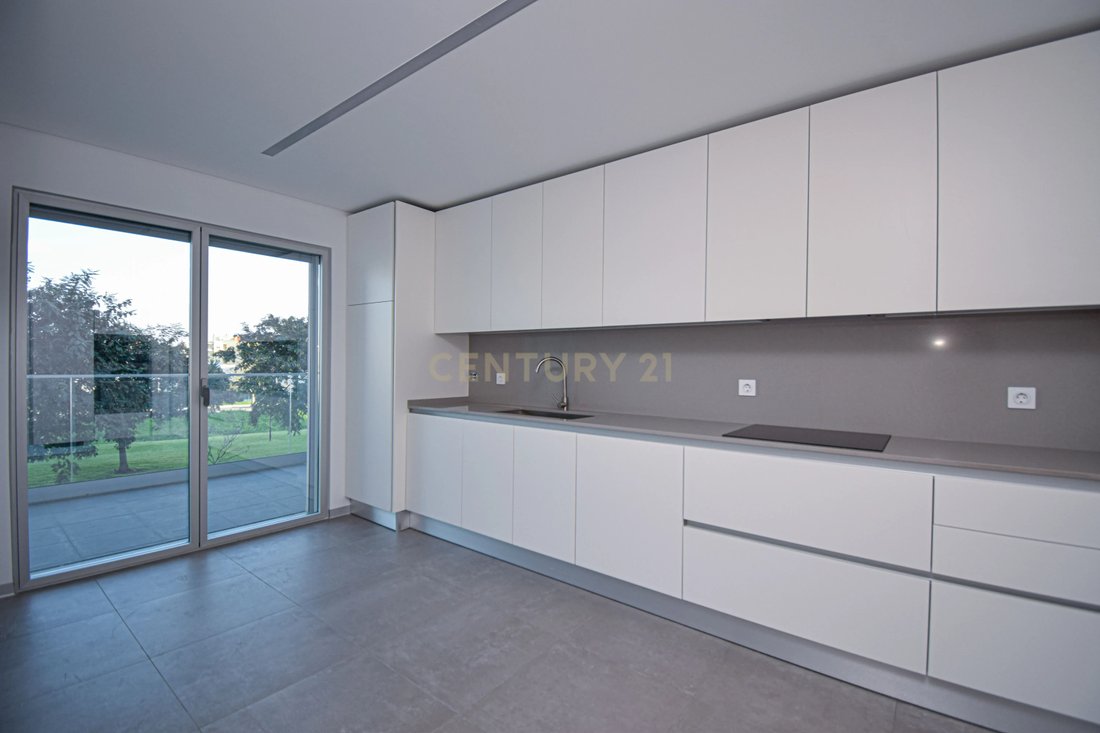 Apartment in Carcavelos e Parede, Lisbon, Portugal 2 - 16576575