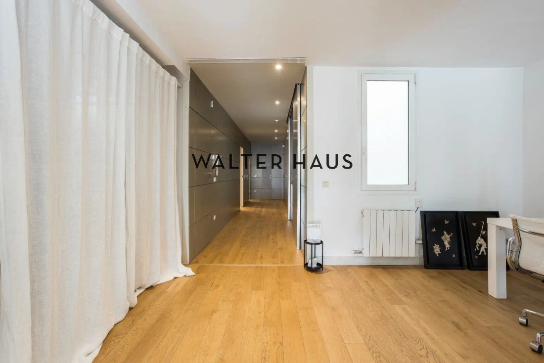 Apartment in Eixample, Barcelona, Spain 4 - 15395080