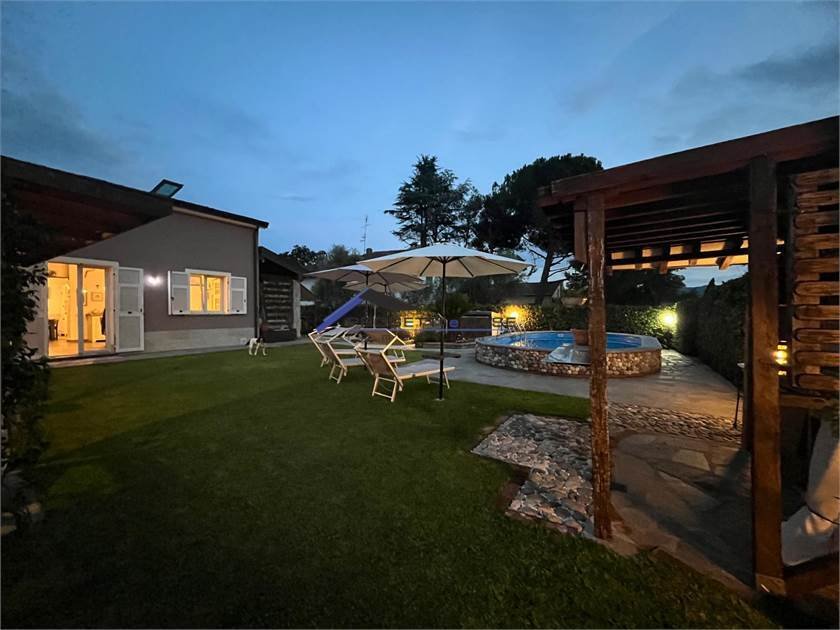 Villa in Center, Sarzana, Liguria 3 - 16575540