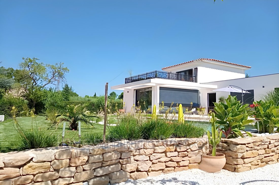 Villa in Pourrieres, Provence-Alpes-Côte d'Azur, France 3 - 16579916