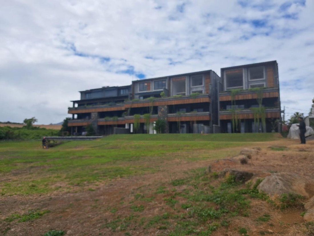 Apartment in Flic en Flac, Rivière Noire District, Mauritius 1 - 16576221