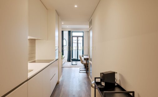Apartment in Cedofeita, Santo Ildefonso, Se, Miragaia, Sao Nicolau e Vitoria, Porto District, Portugal 1