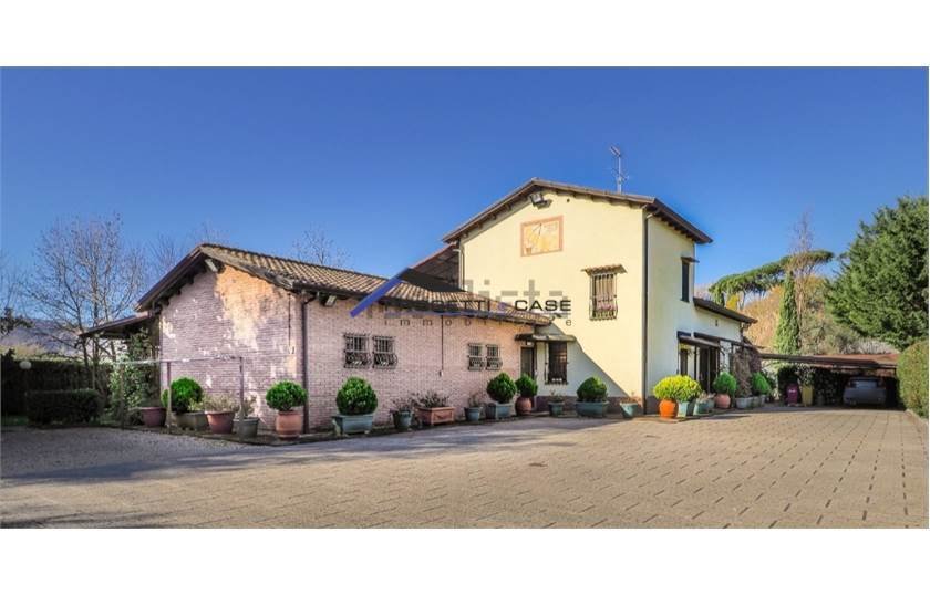 Villa in Center, Sarzana, Liguria 1 - 16575831