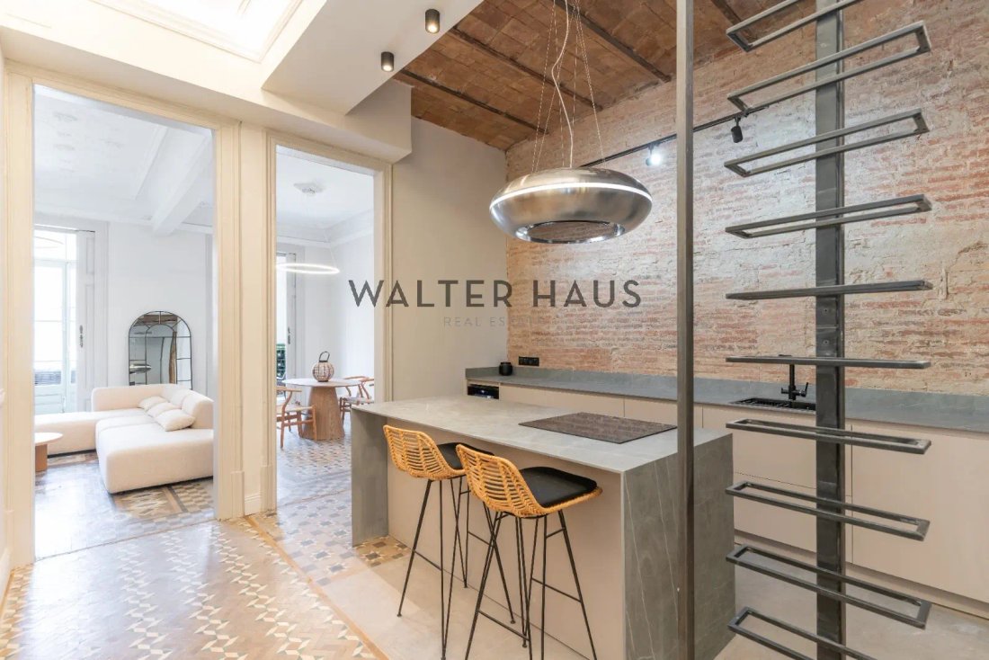 Apartment in Eixample, Barcelona, Spain 3 - 15642704