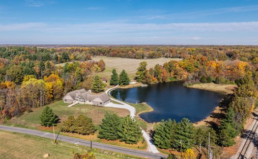 House in Jasonville, Indiana, United States 1