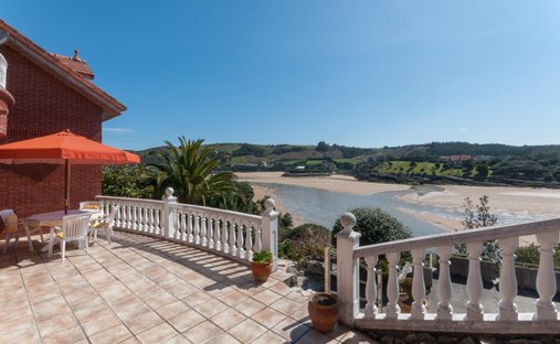 Villa a Bareyo, Cantabria, Spagna 1