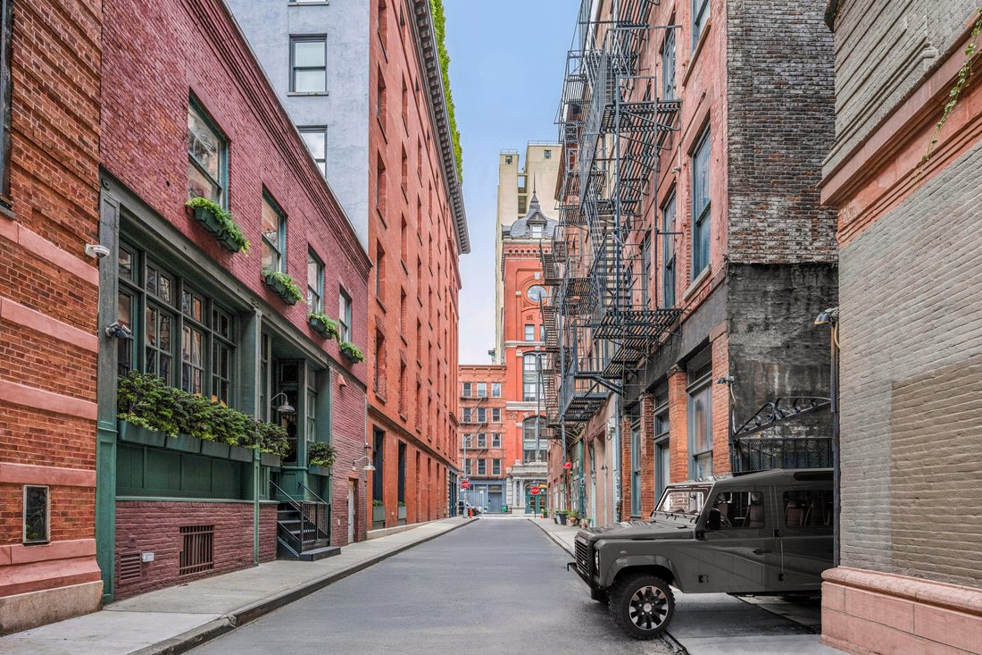 House in New York, New York, United States 3 - 16579570